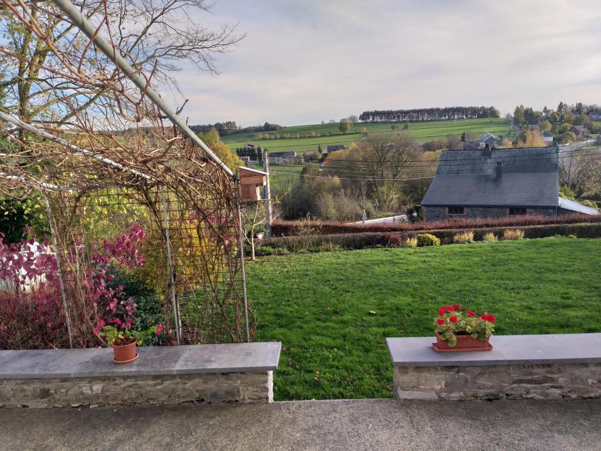 Gite L'Ecole De Ma Mere Villa Bertogne Esterno foto