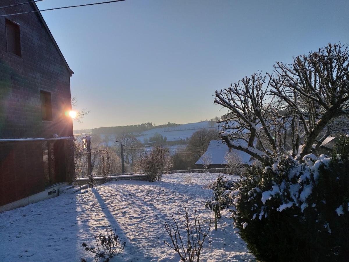 Gite L'Ecole De Ma Mere Villa Bertogne Esterno foto