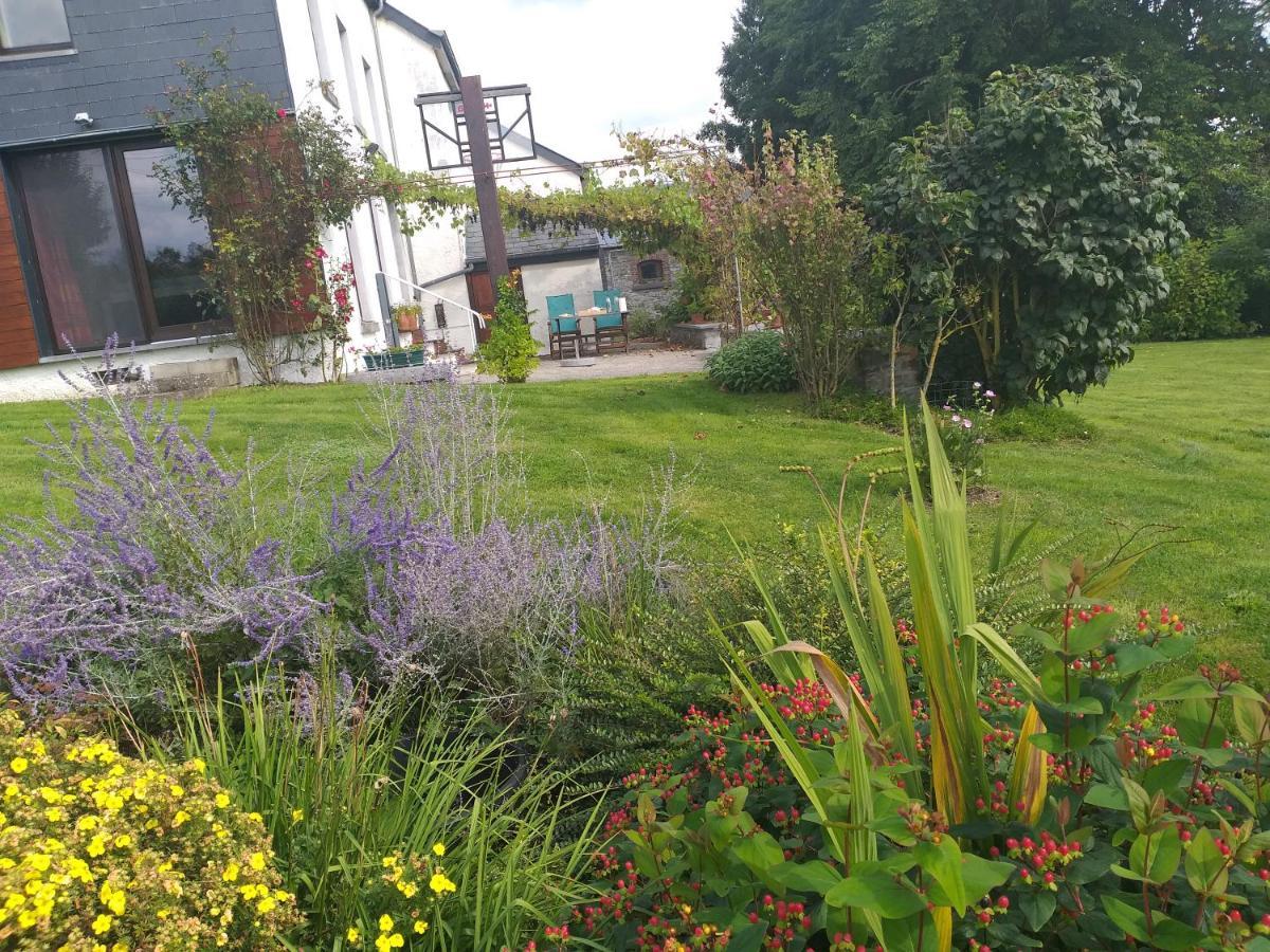 Gite L'Ecole De Ma Mere Villa Bertogne Esterno foto